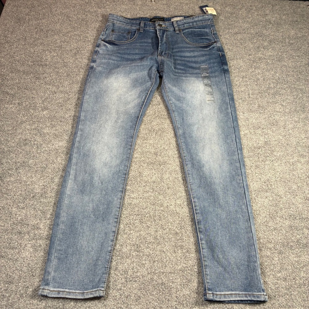 Aeropostale Skinny Jeans Mens 32x30 Blue Light Wash Stretch Slim Thigh NWT